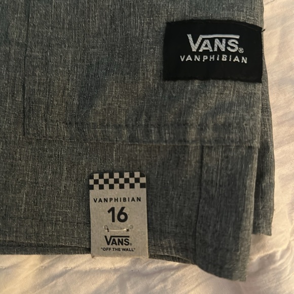 Boys van shorts - Picture 2 of 7
